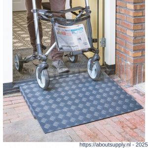 SecuCare drempelhulp aluminium type 3 breedte 78 cm diepte 59,5 cm hoogte 5-15 cm RAL 7021 zwartgrijs 150 kg - Y50750245 - afbeelding 2