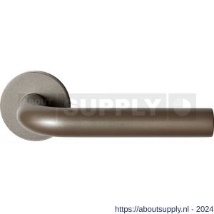 GPF Bouwbeslag Anastasius 1000.A3-00 Aka L-model 19 mm deurkruk op ronde rozet 50x8 mm Mocca blend - S21010590 - afbeelding 1