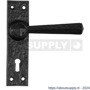 Kirkpatrick KP2445 BB56 deurkruk op schild 152x38 mm BB56 smeedijzer zwart - S21002913 - afbeelding 1